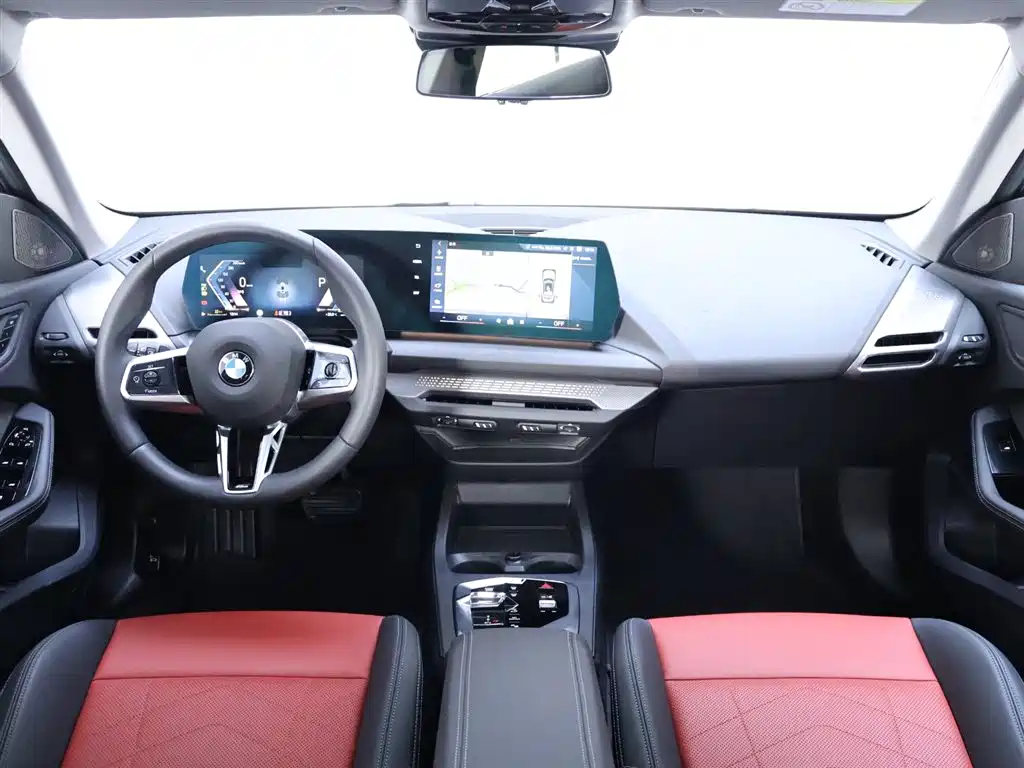 BMW 2 Series 2025 — фото 13