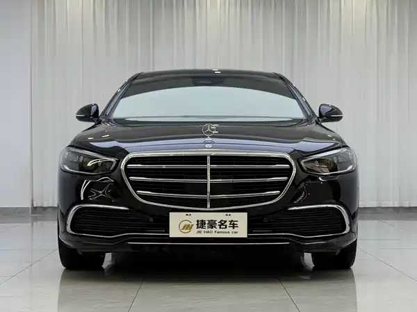 Mercedes-Benz S-Class 2024