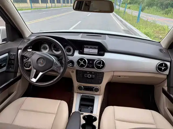 Mercedes-Benz GLK-Class 2013