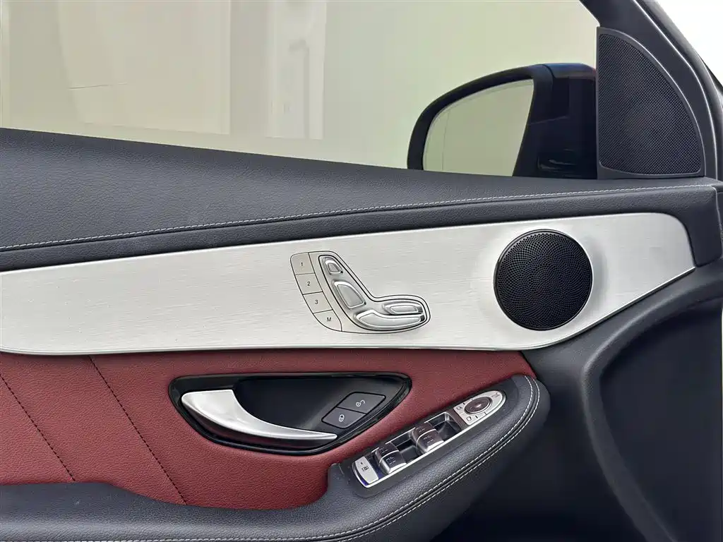 Mercedes-Benz GLC Coupe 2020 — фото 14