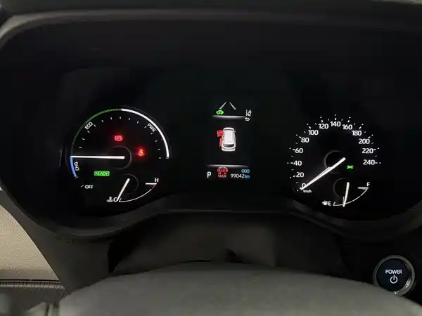 Toyota Granvia 2023