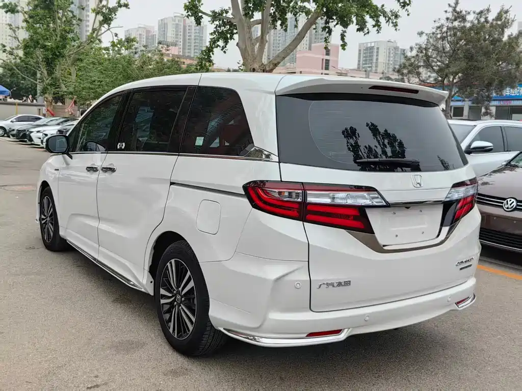 Honda Odyssey 2020 — фото 3