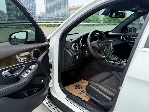 Mercedes-Benz GLC 2017