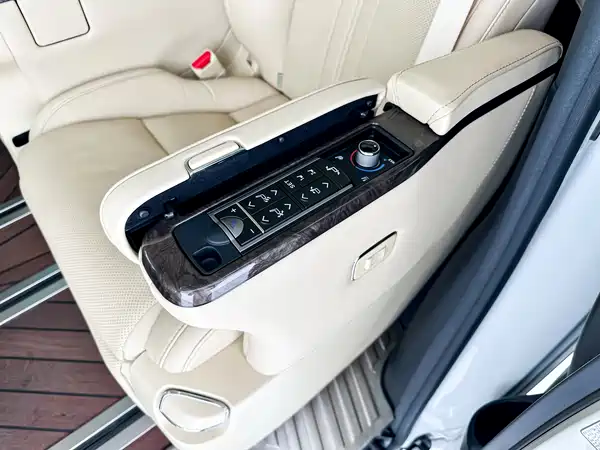 Toyota Vellfire 2020