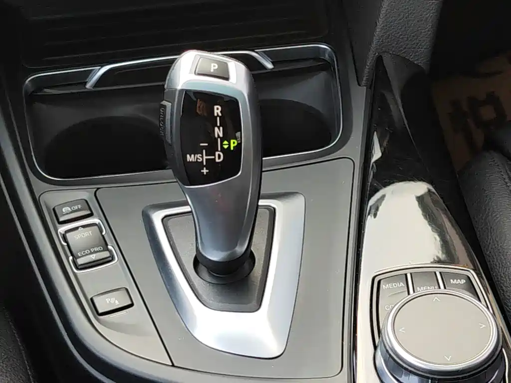 BMW 3 Series GT 2020 — фото 13