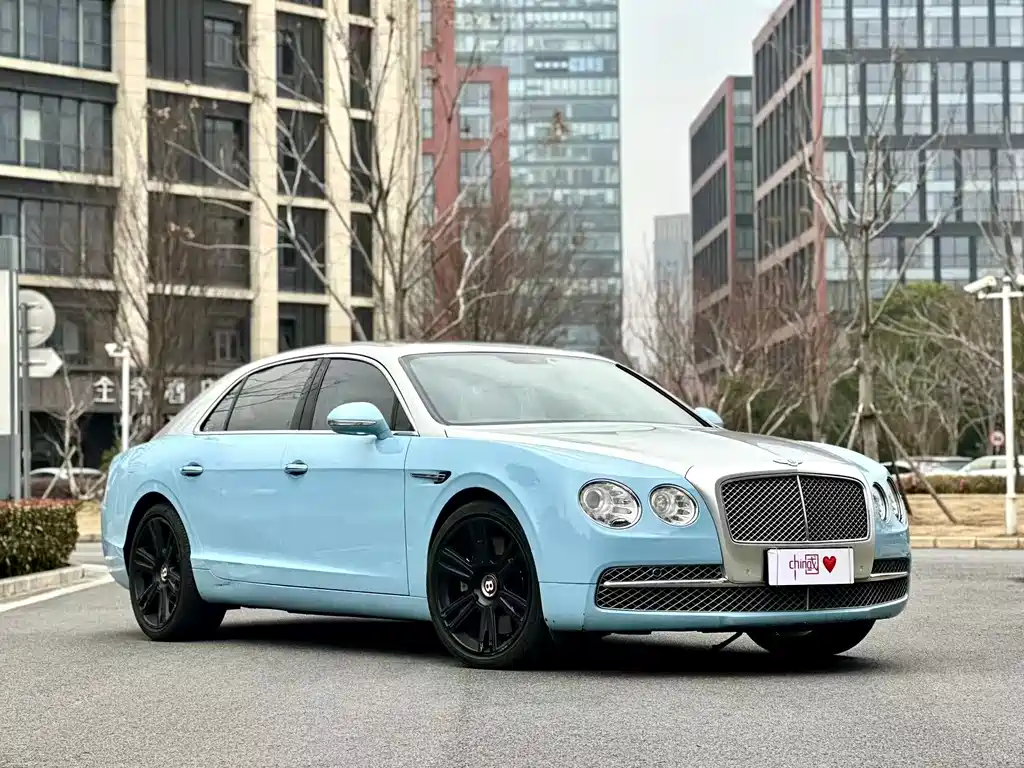 Bentley Flying Spur 2016 — фото 3
