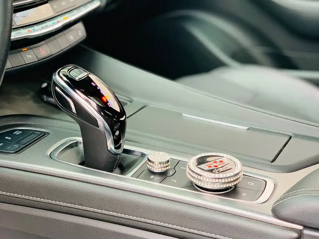 Cadillac CT5 2022 — фото 15