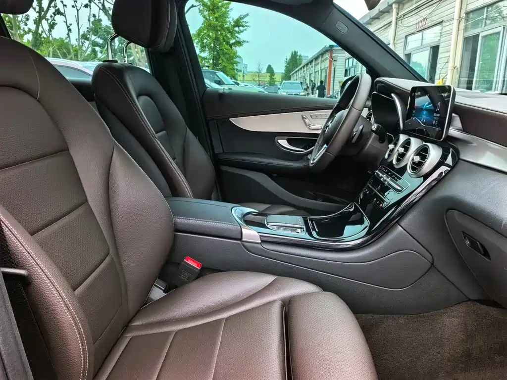 Mercedes-Benz GLC 2022 — фото 12
