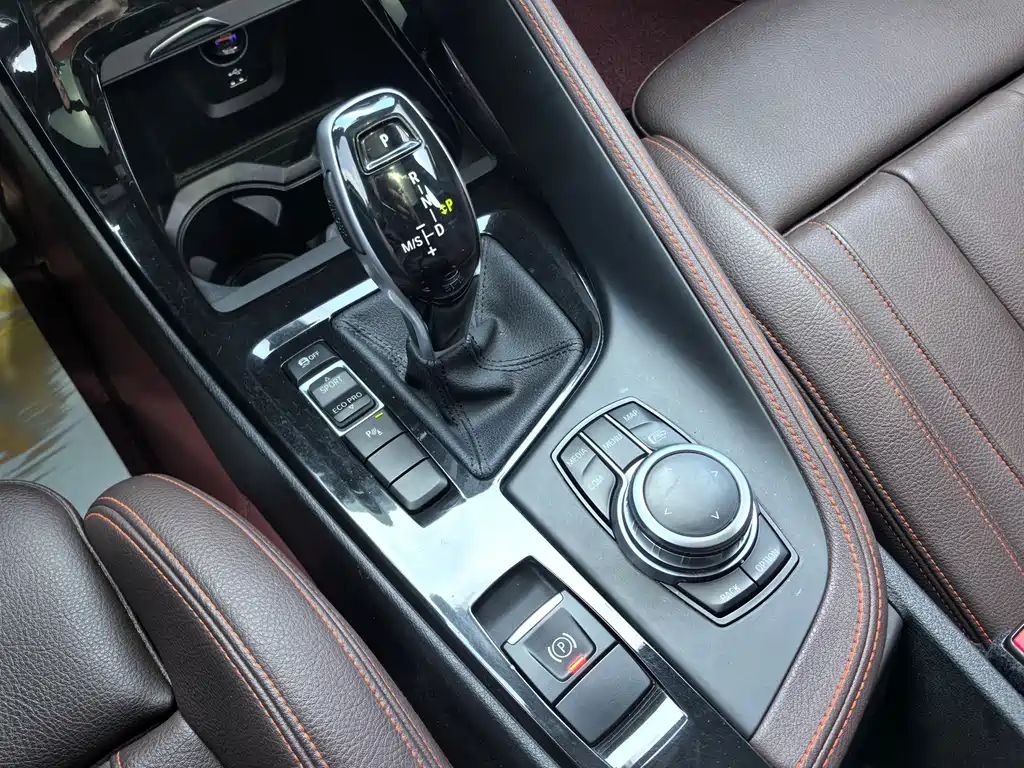 BMW X2 2022 — фото 16