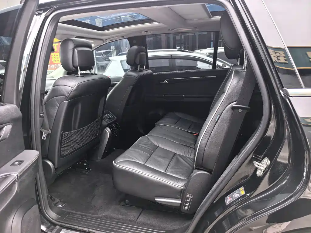 Mercedes-Benz R-Class 2018 — фото 12