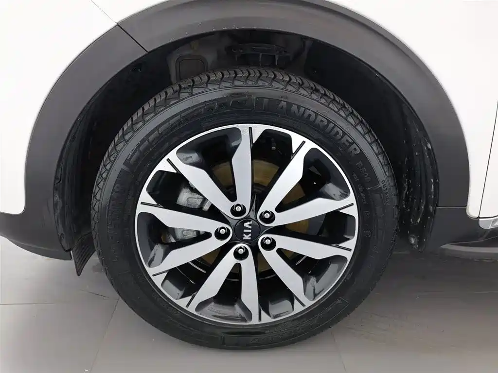 Kia KX5 2017 — фото 17