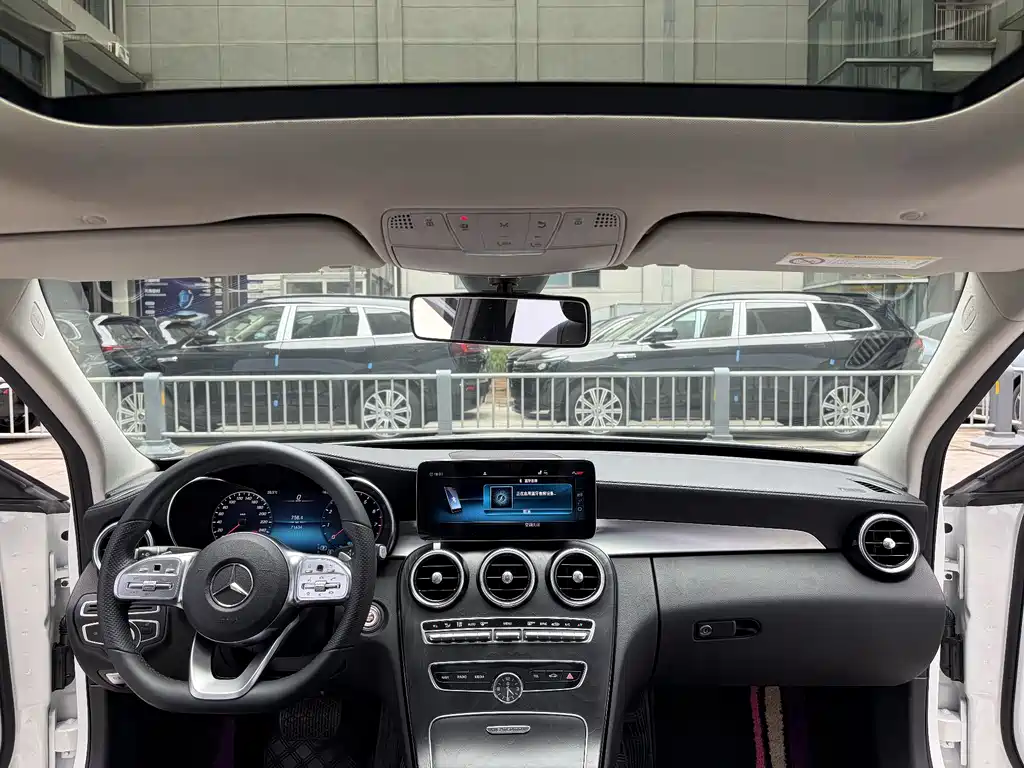 Mercedes-Benz C-Class 2021 — фото 13