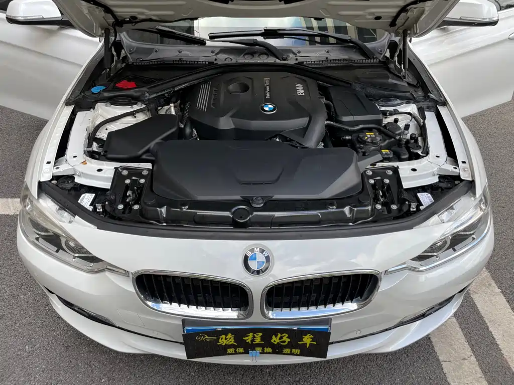 BMW 3 Series 2017 — фото 10
