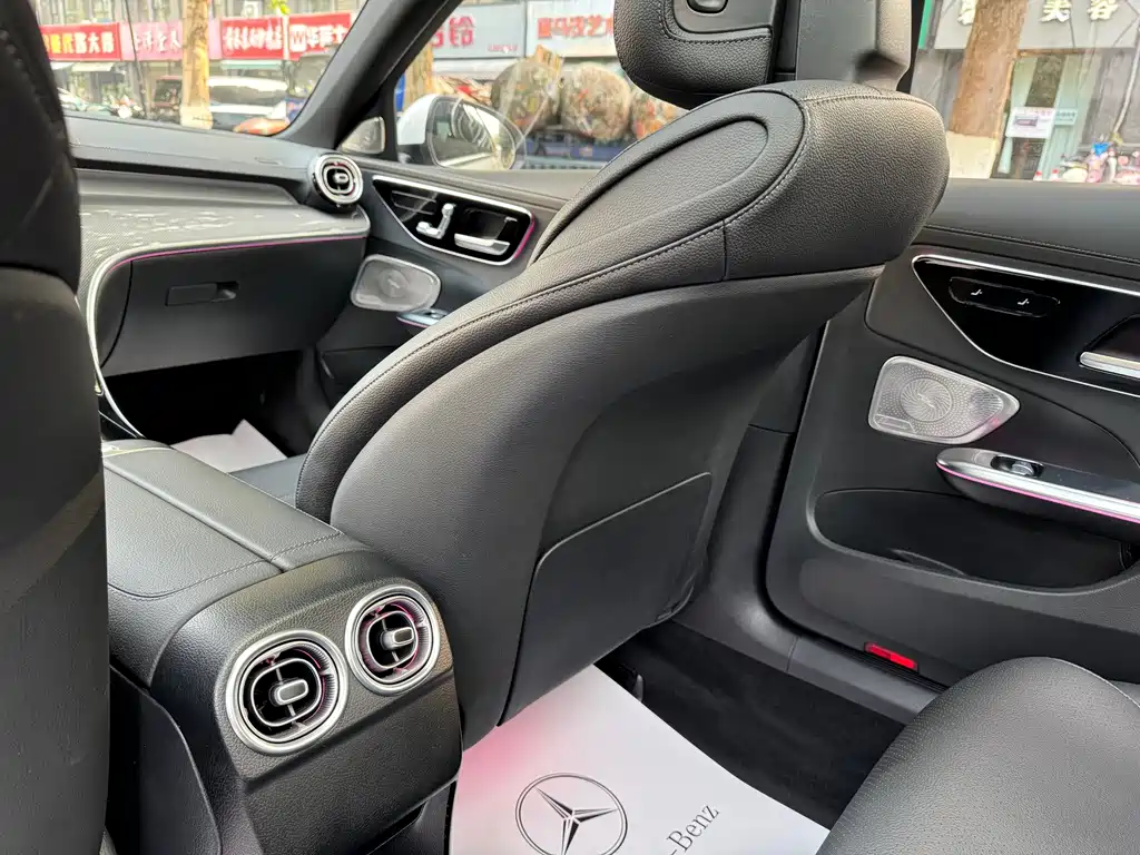 Mercedes-Benz C-Class 2022 — фото 12
