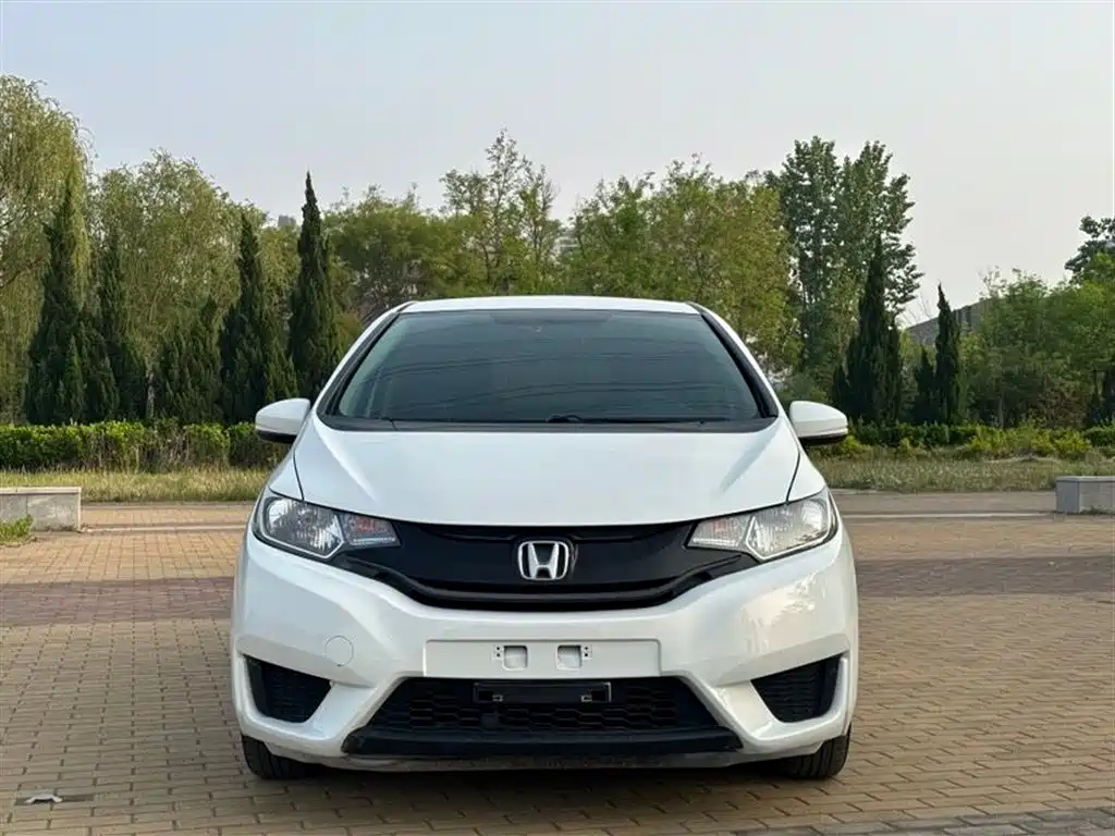 Honda Fit 2017 — фото 2