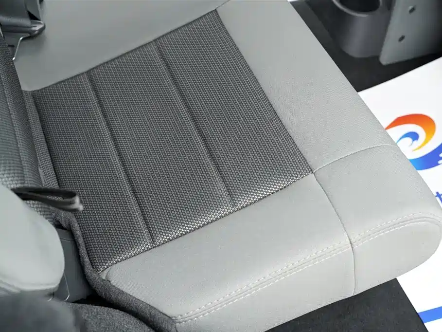 Jeep Wrangler 2010 — фото 14