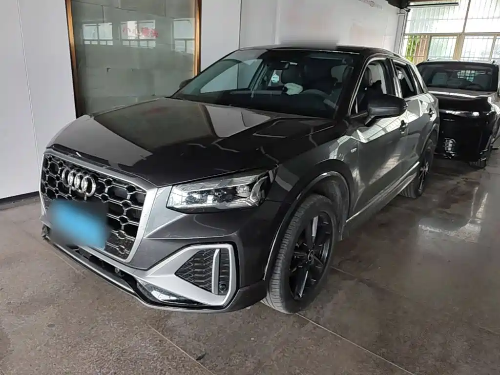Audi Q2L 2023 — фото 2