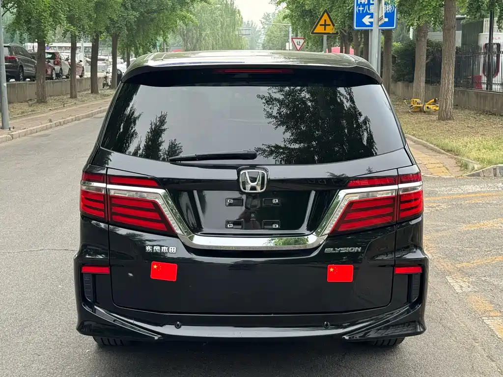 Honda Elysion 2017 — фото 5