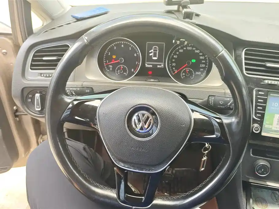 Volkswagen Golf 2015 — фото 15