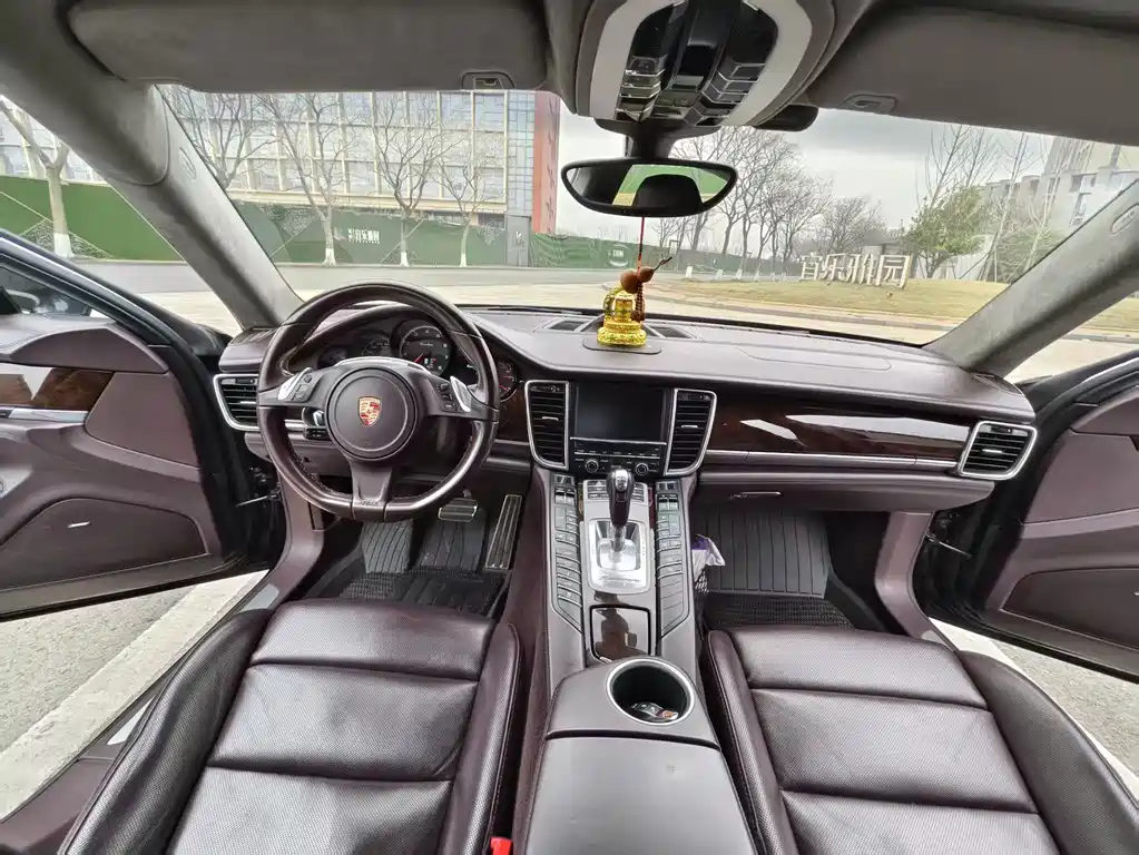 Porsche Panamera 2015 — фото 2