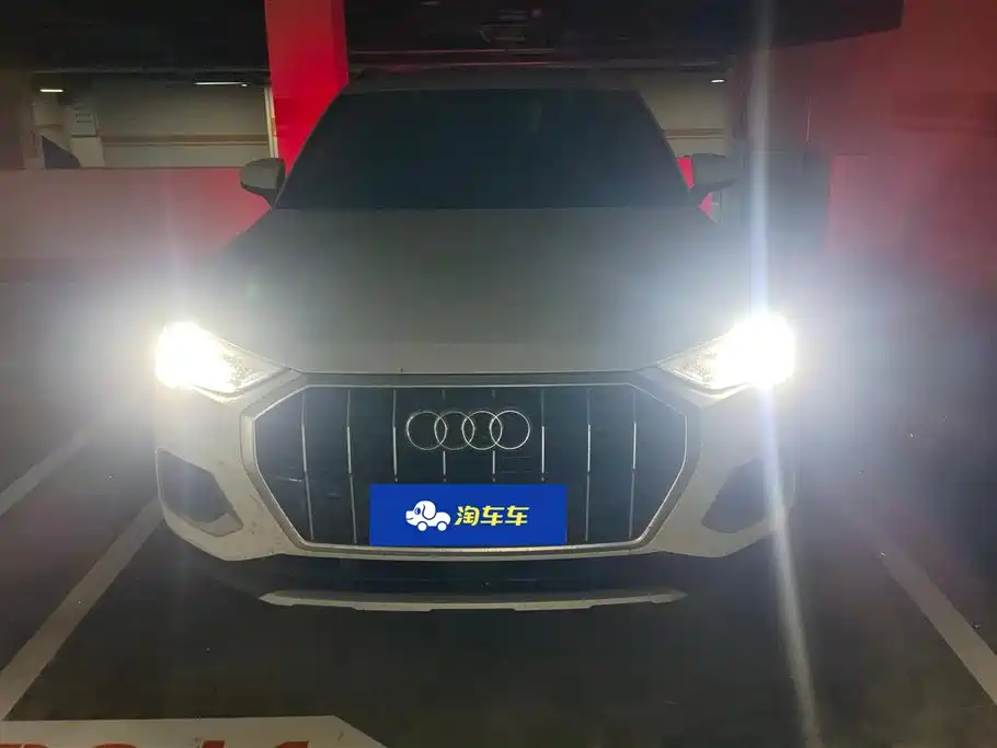 Audi Q3 2021 — фото 2