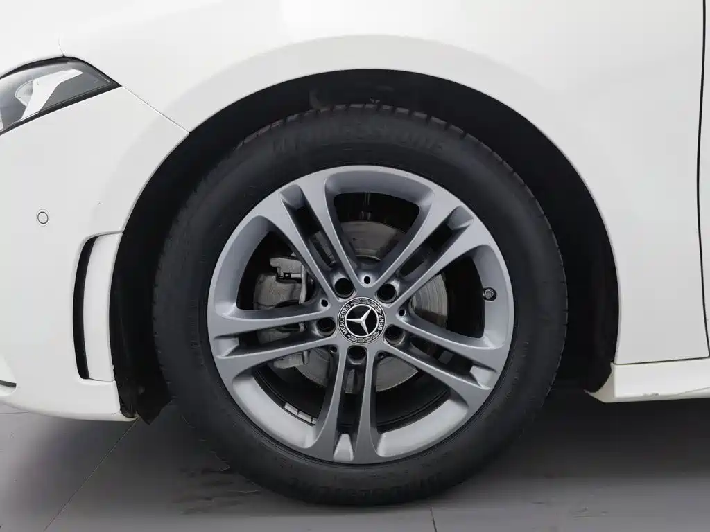 Mercedes-Benz A-Class 2020 — фото 17