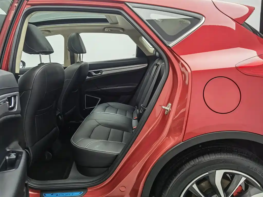 Geely Emgrand GS 2019 — фото 15
