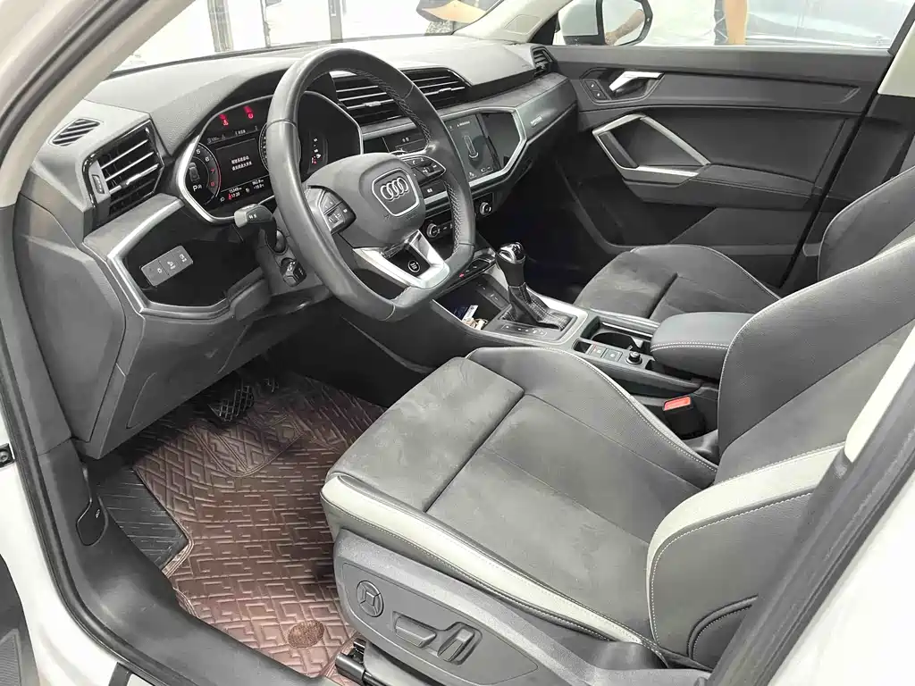 Audi Q3 2022