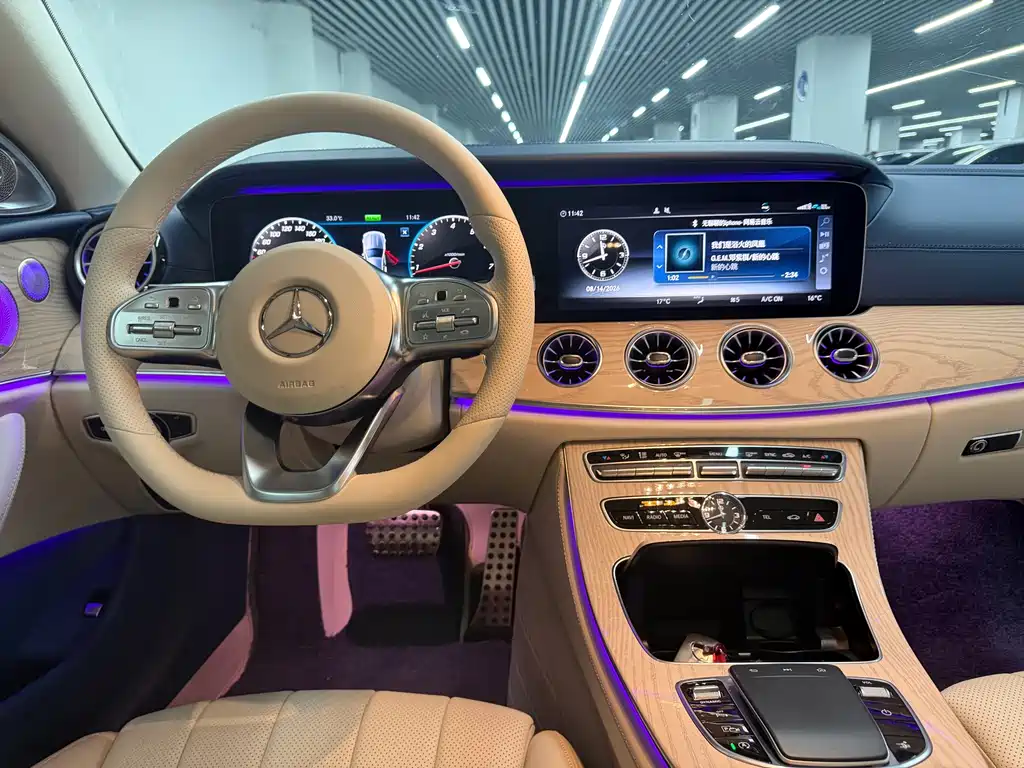 Mercedes-Benz E-Class 2020 — фото 10
