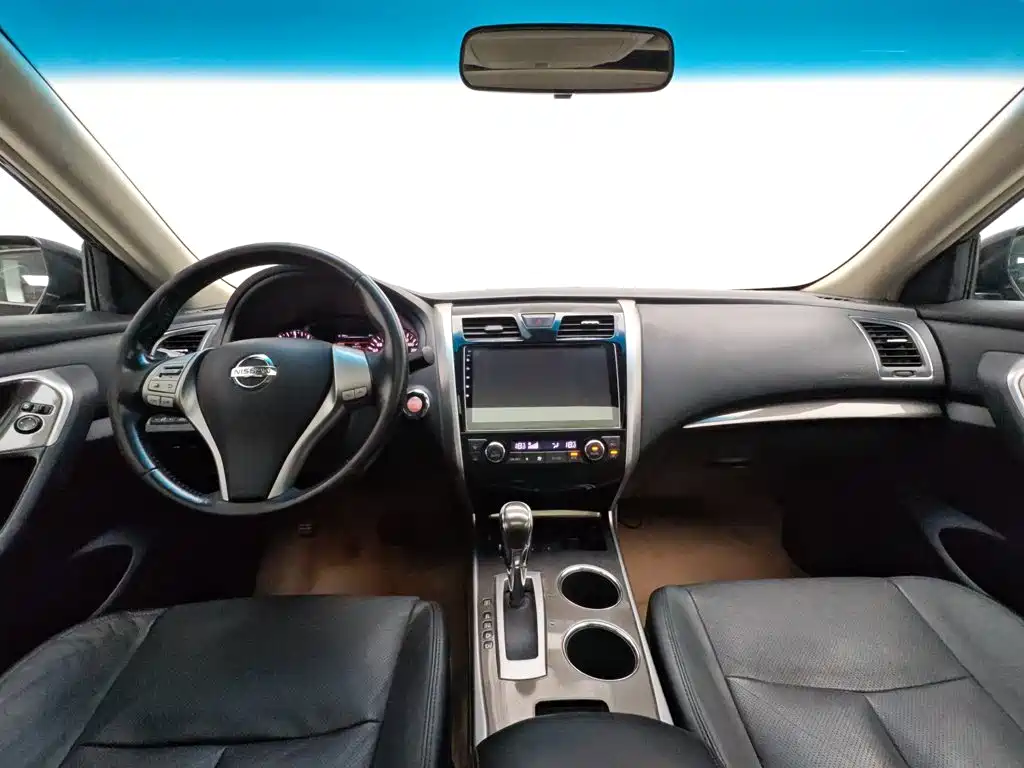 Nissan Teana 2015