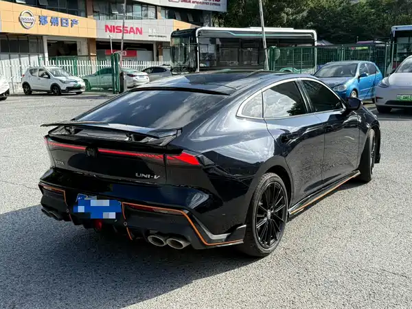 Changan UNI-V 2022