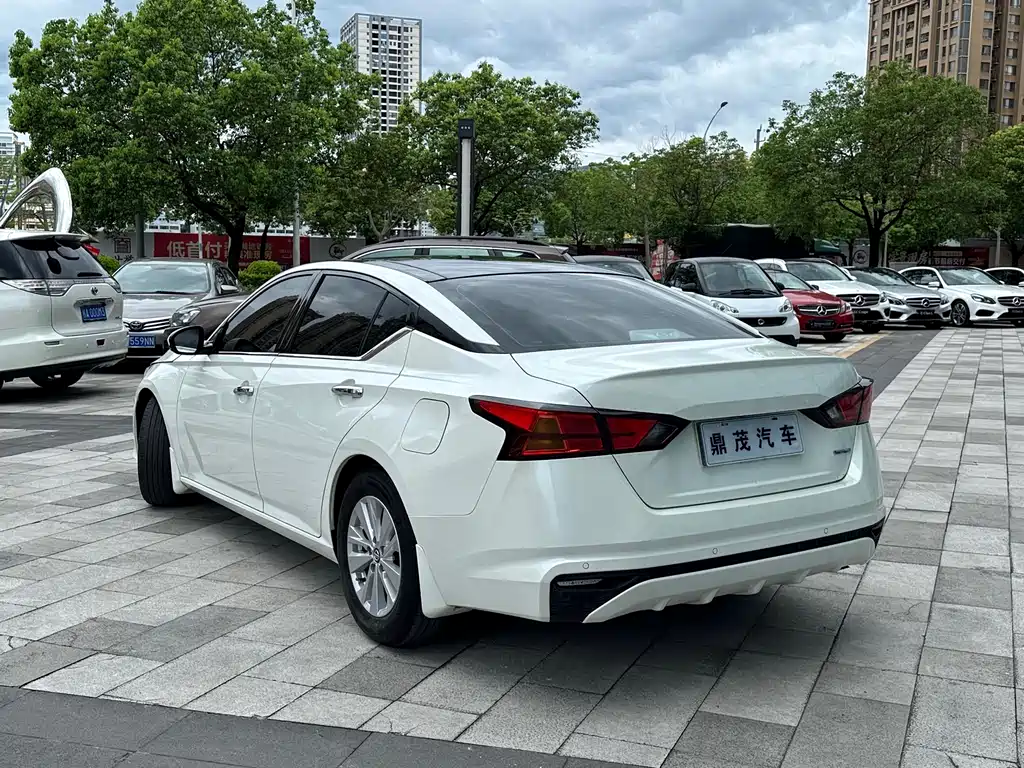 Nissan Teana 2020