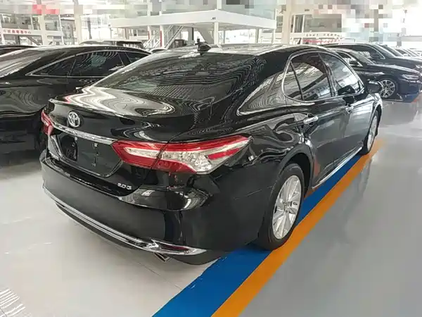Toyota Camry 2023