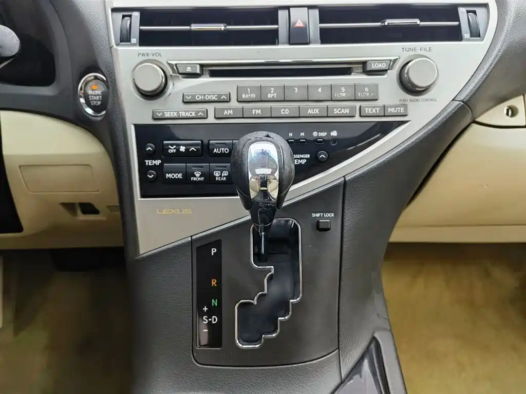 Lexus RX Classic 2010 — фото 13