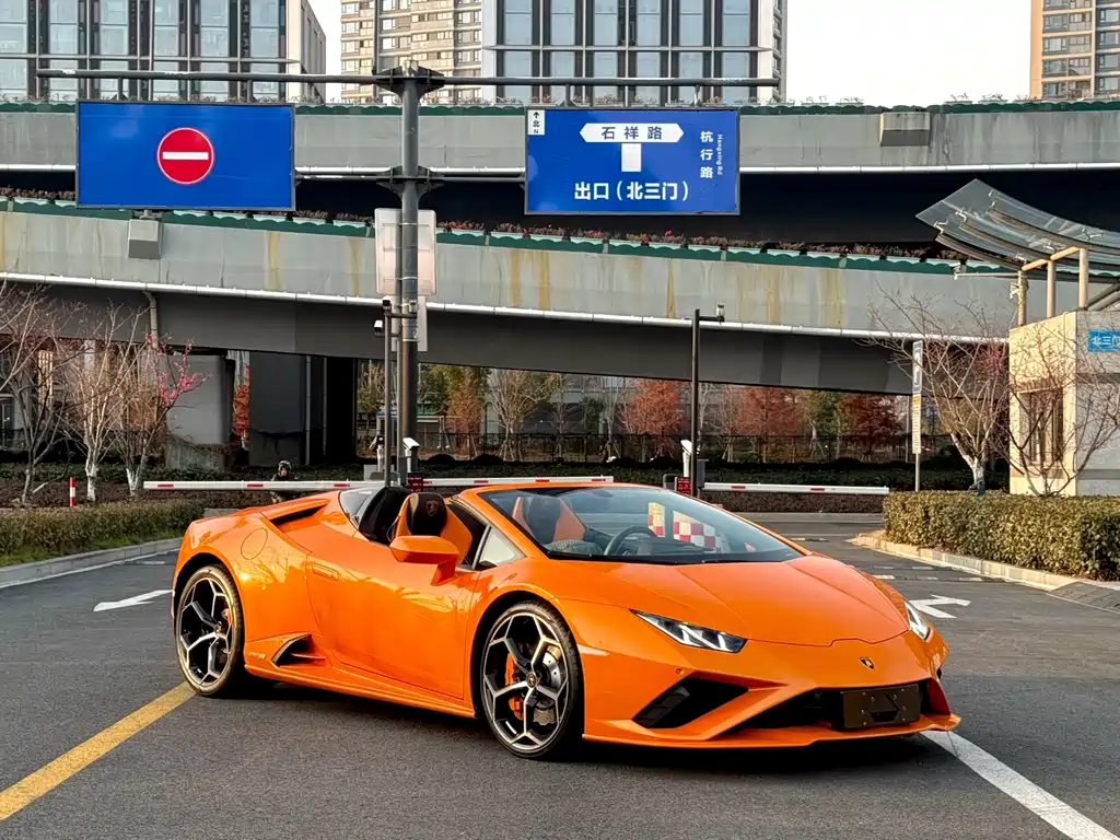 Lamborghini Huracán 2023 — фото 2