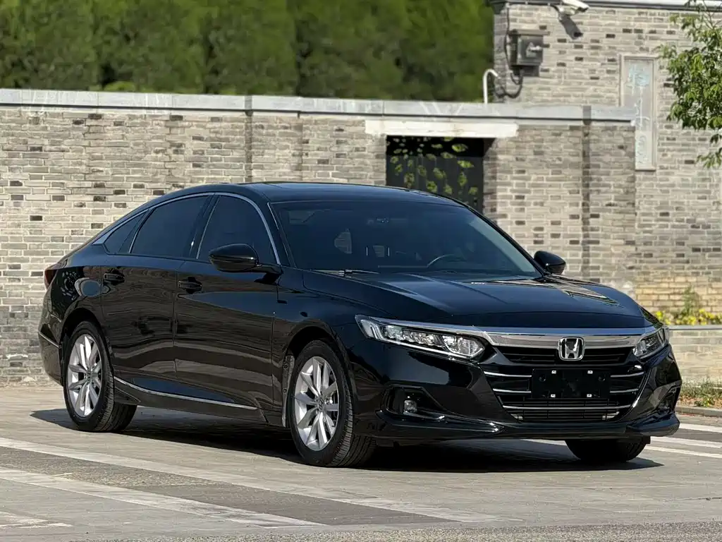 Honda Accord 2023 — фото 2