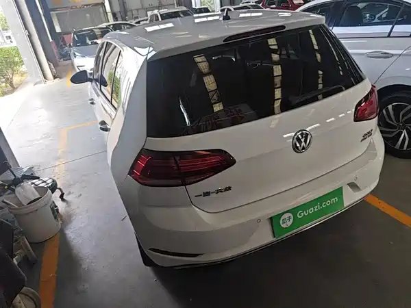 Volkswagen Golf 2020