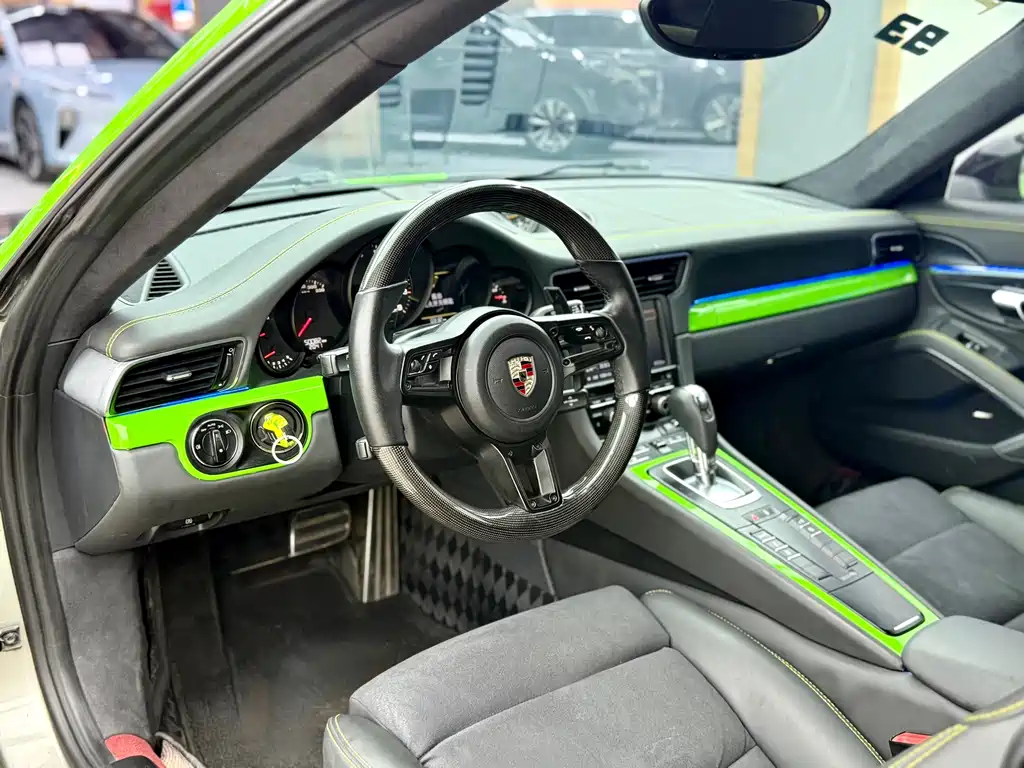 Porsche 911 2013 — фото 12