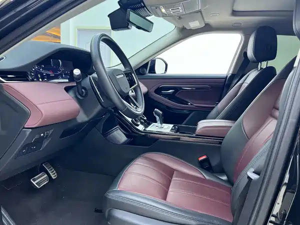 Land Rover Range Rover Evoque 2023