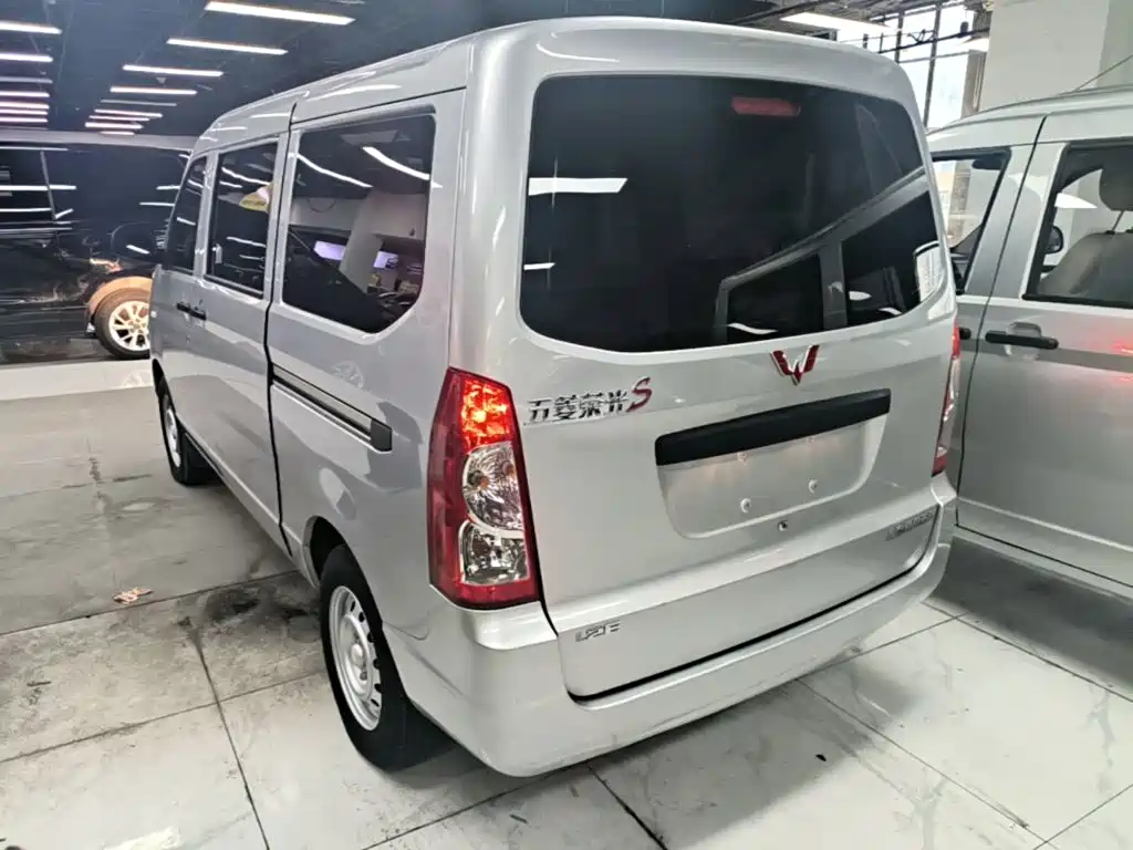 Wuling Rongguang S 2022