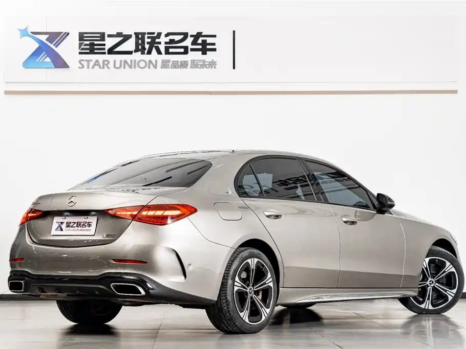 Mercedes-Benz C-Class 2022