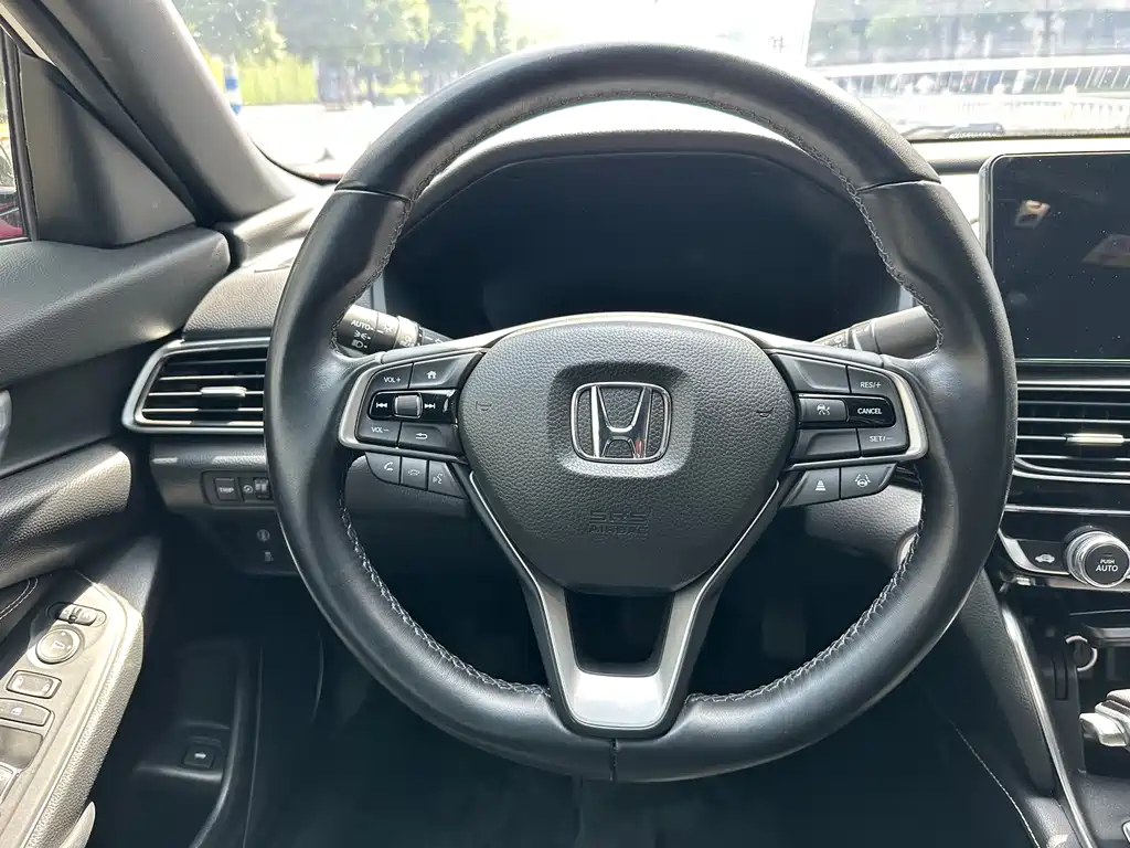 Honda Inspire 2022 — фото 15