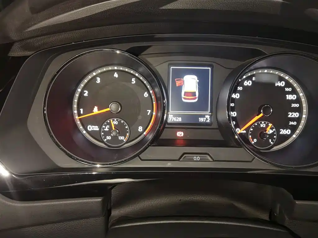 Volkswagen Tiguan L 2017 — фото 4