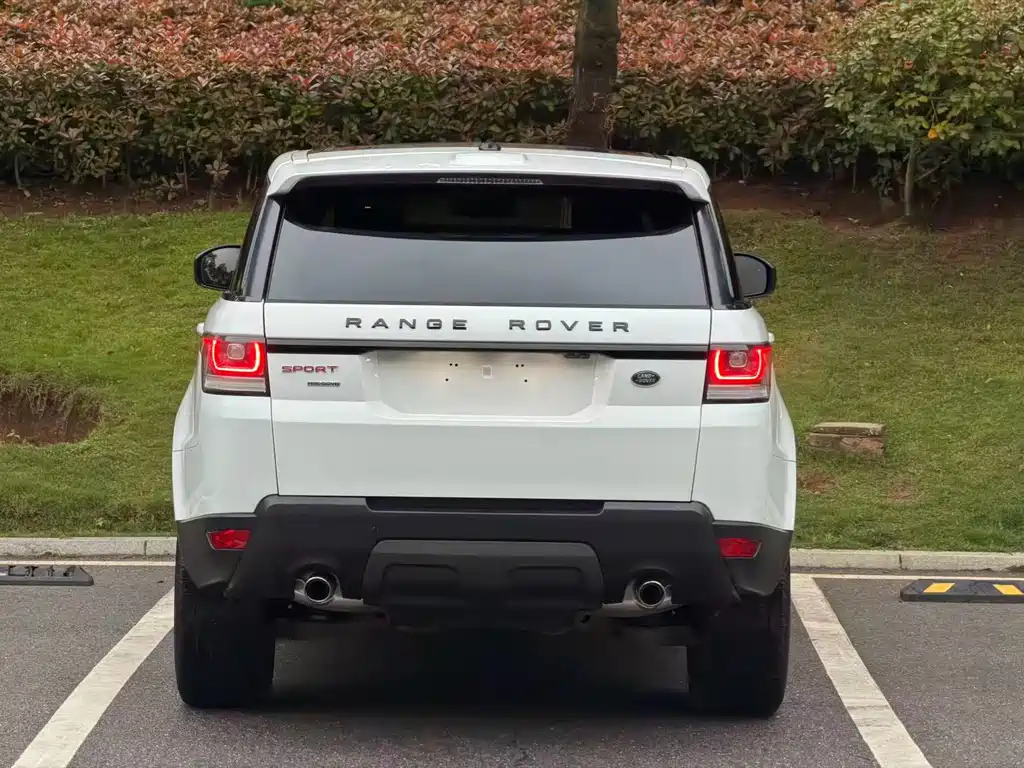 Land Rover Range Rover Sport 2016 — фото 8