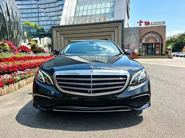 Mercedes-Benz E-Class 2019