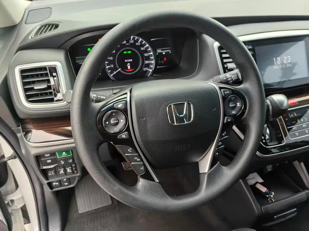 Honda Odyssey 2020 — фото 18
