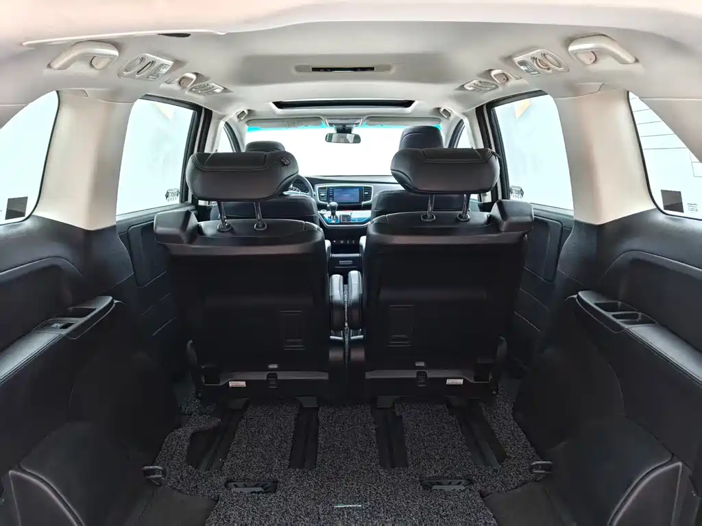Honda Odyssey 2020 — фото 13