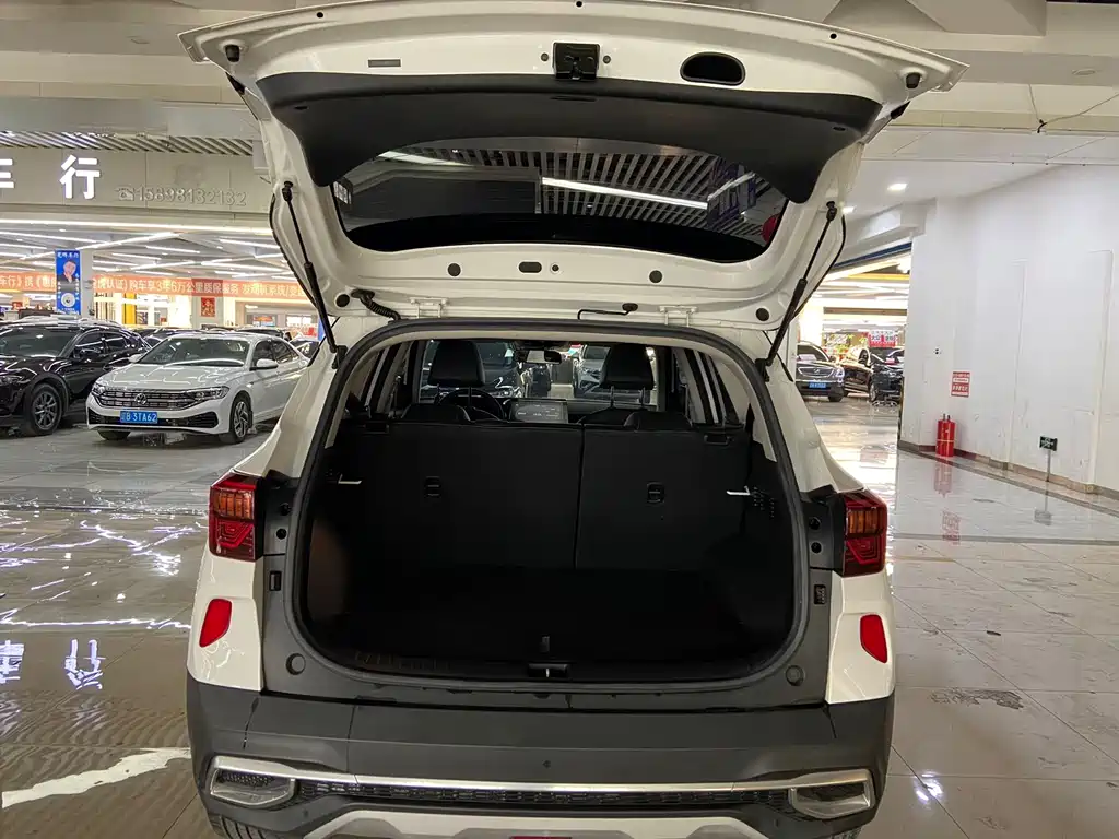 Kia KX3 2021 — фото 12