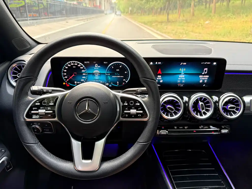 Mercedes-Benz GLB 2021 — фото 11