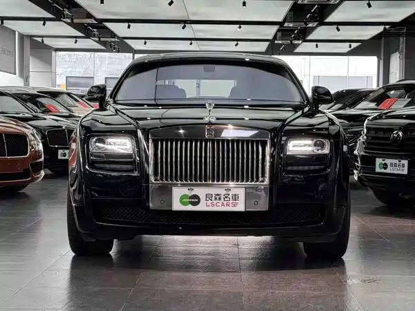 Rolls-Royce Ghost 2010